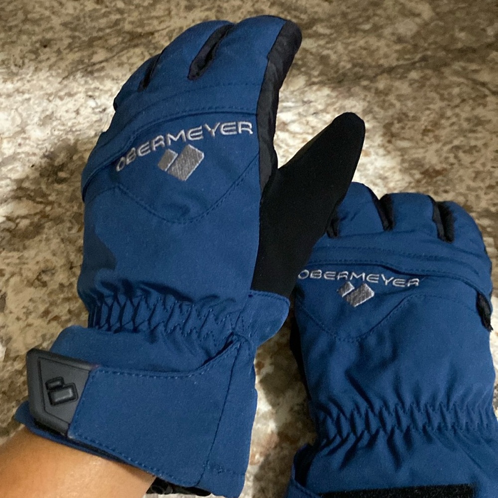 Obermeyer snow gloves